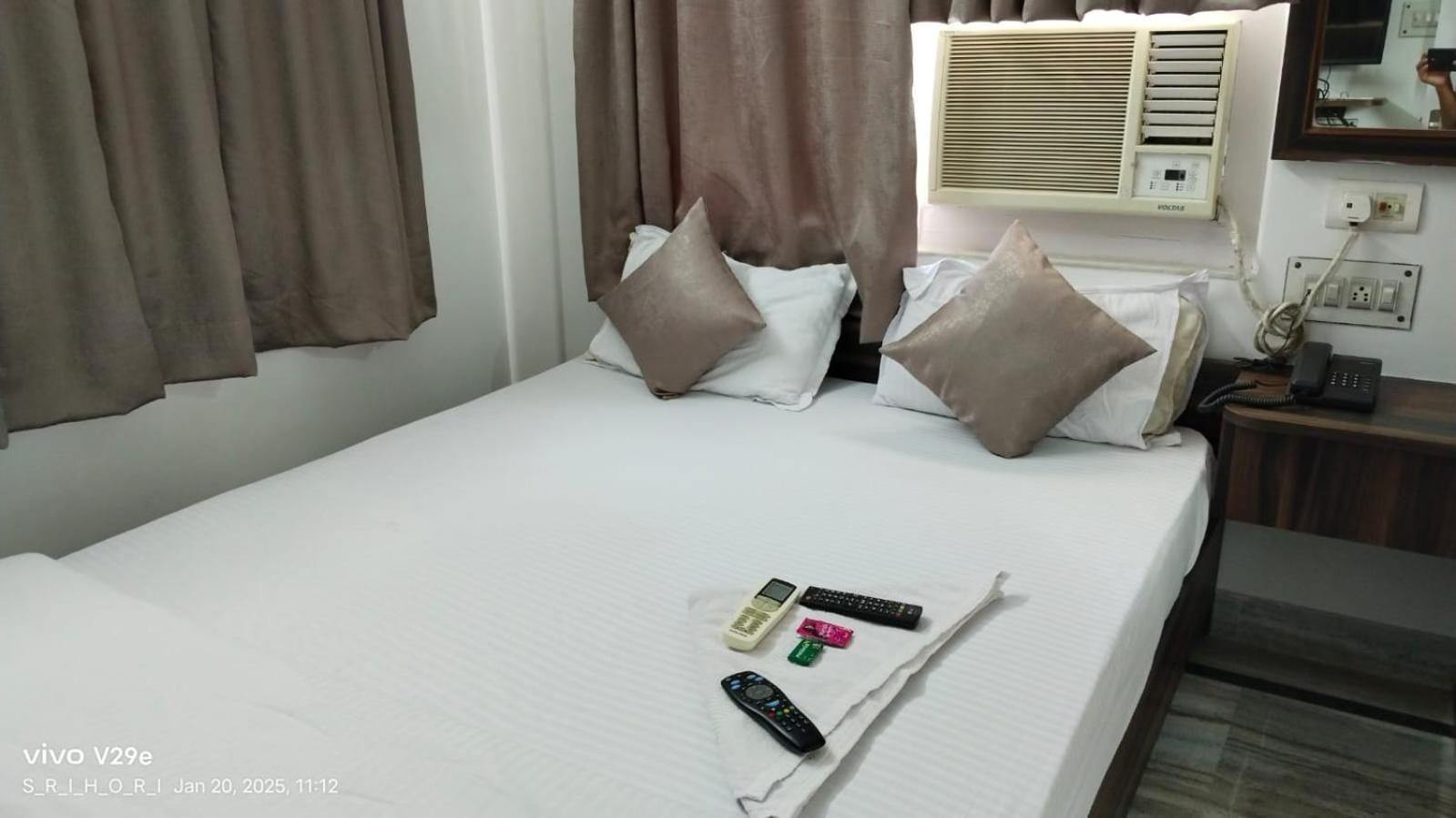White Heaven Hotell New Town Exteriör bild